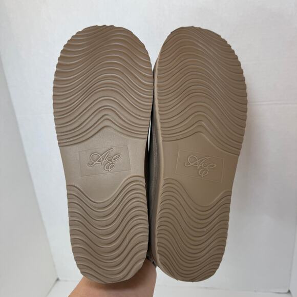 American Eagle Outfitters Women's Hangout Slip On Platform Slippers Tan Size 10 - Picture 9 of 9